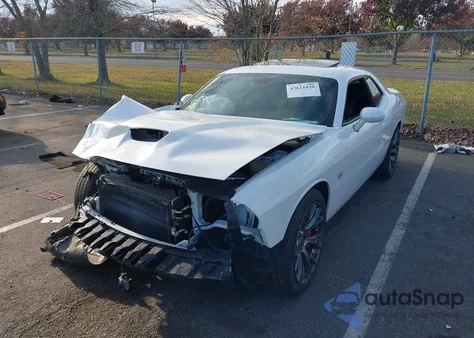 2015 Dodge Challenger Srt 392 from USA, damaged, VIN 2C3CDZDJ9FH820885